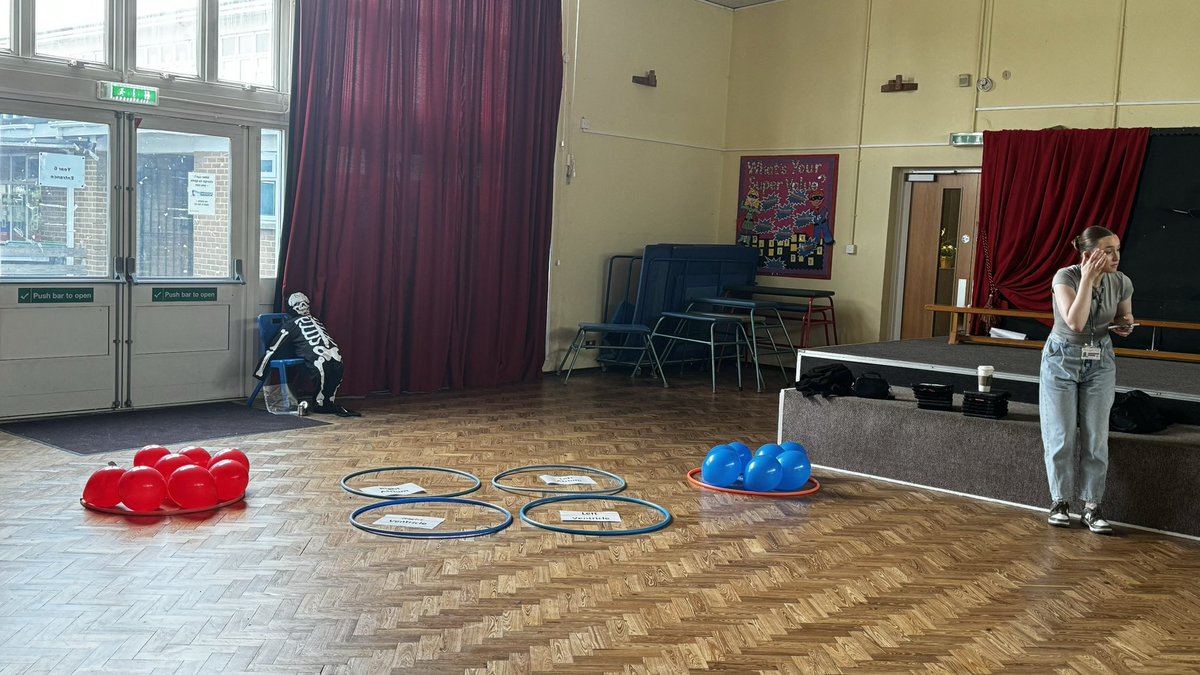 Interesting afternoon in Pen y Bryn Primary School Teaching Bodies, Bones and Bloods to Year 5. Thank you Amy, Kat and Chloe. #medicine #primaryschool #education 
<a href="/CavMedEd/">Medical Education</a> <a href="/hill_ceri/">Ceri Hill</a>  <a href="/DrMartinEdwards/">Martin Edwards</a> <a href="/BendleEmma/">Emma Bendle</a> <a href="/CV_UHB/">Cardiff and Vale University Health Board</a> <a href="/chloemcotter/">Chloe Cotter</a>