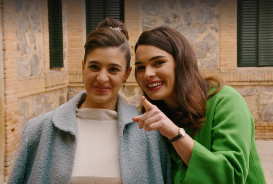 “mira carmen, allí están todas las bolleritas de tuiter que pensaban que esta semana marta y yo nos íbamos de escapada a madrid o a illescas”