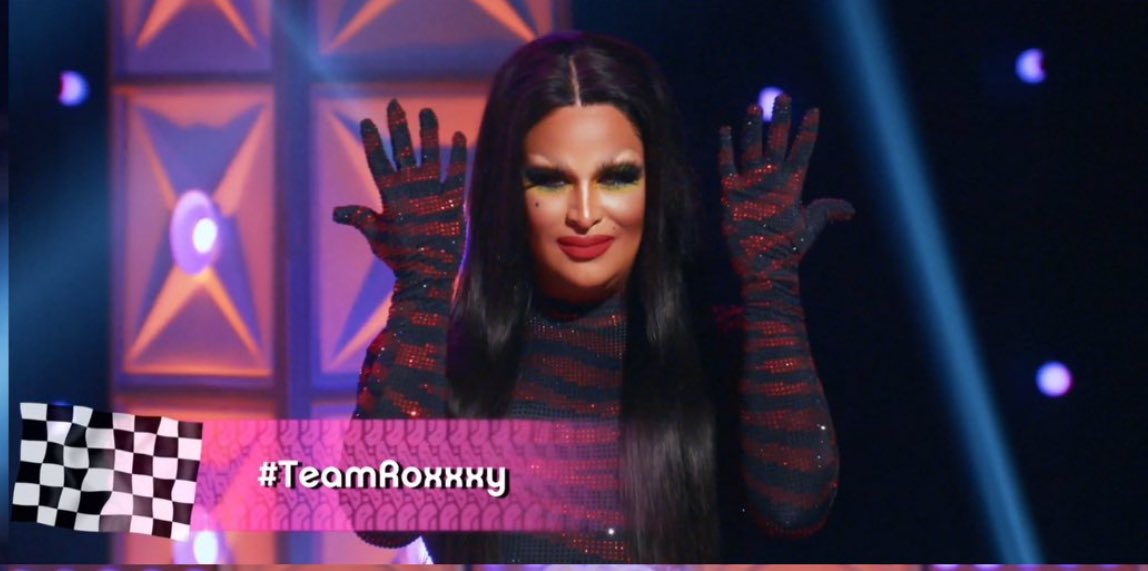 It’s time to SOUND OFF DOLLS!!!!!!!! ARE U #teamroxxxy