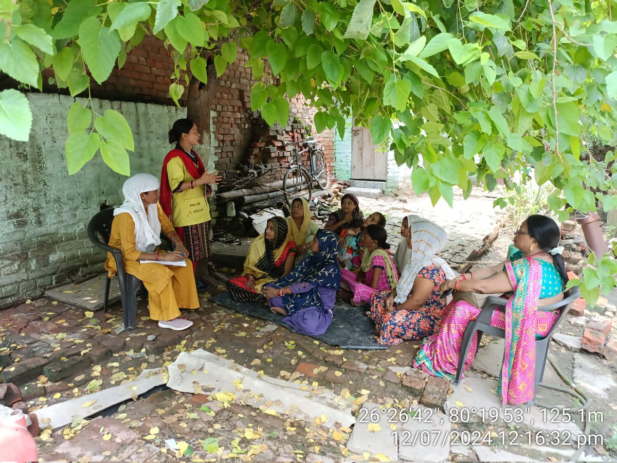 Sangeet11693085's tweet image. एम्बेड परियोजना के तहत  कानपुर नगर रत्तू पुरवा बस्ती में डेगू और मलेरिया के बारे में जानकारी दी 
 #MalariaFreeIndia
#Embed2Endmalaria 
#Malaria
#Dengue 
#DengueFreeIndia
@sammaansingh
@sksomya
@rajesh_amh