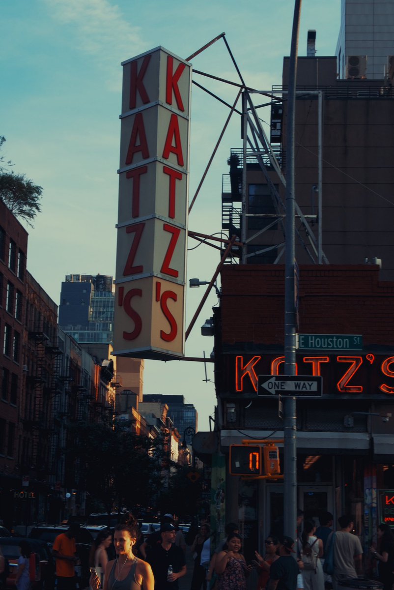 Tim Bush tweet media