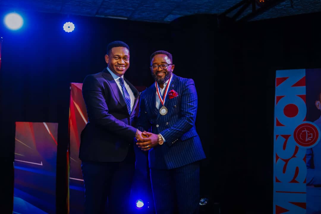 Those who are truly working rarely have time to criticise and set themselves as agents of correction because they are continuous learners of others!!!
#Selah
<a href="/arometokula/">arometokula</a> <a href="/CFCMakurdi/">Christ Family Centre, Makurdi</a>