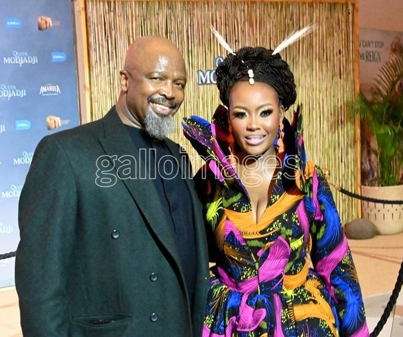 Gallo_Editorial's tweet photo. 🗞️ Premiere Of Queen Modjadji At Monte Casino

👉 https://t.co/weOhMZtFGi

🗣️ #QueenModjadjiMzansi 

📸 @Oujay_Bopape https://t.co/GVxU6wc6qU