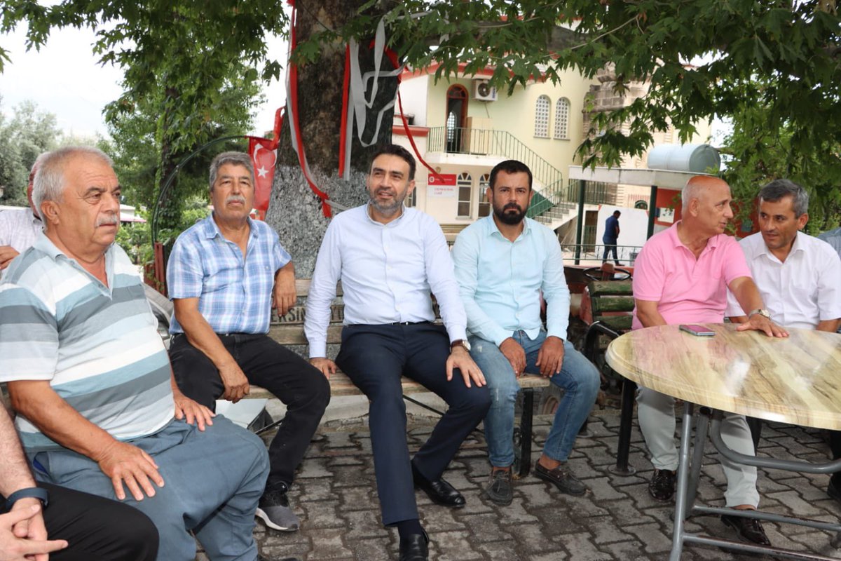 AdemAldemir33's tweet photo. 📍Uzunkaş Mahallesi / Yenişehir 

İl Yönetim Kurulu Üyelerimiz, Yenişehir İlçe Başkanımız Sayın Bekir Selvi ve Yenişehir İlçe Teşkilatımızla birlikte Uzunkaş Mahallemizi ziyaret ederek Mahalle Muhtarı Sayın Muharrem Orhun Demirsoy ve mahalle sakinlerimizle bir araya gelerek hasbihal ettik.