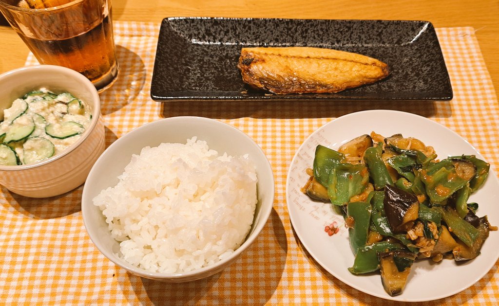 Ba77Bob's tweet photo. 今日の晩ごはん🍆🫑🐟 https://t.co/5KogKVMrUh