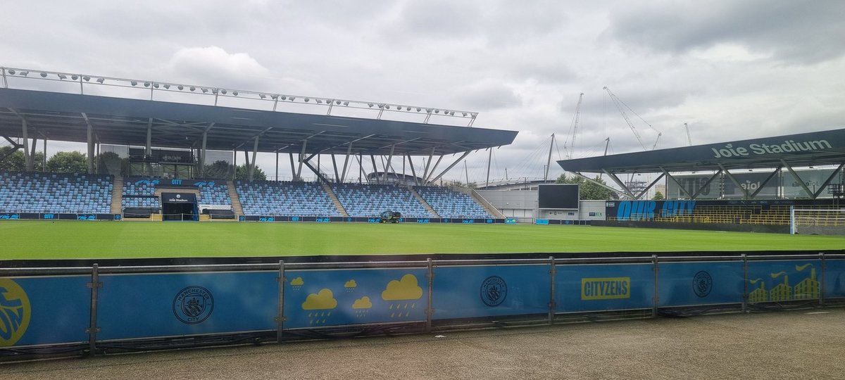 Amazing day at <a href="/citcmancity/">City in the Community</a> for my <a href="/ashtonsixthform/">Ashton Sixth Form College</a> staff encounters day. Thanks to all the coaches for having me 💙