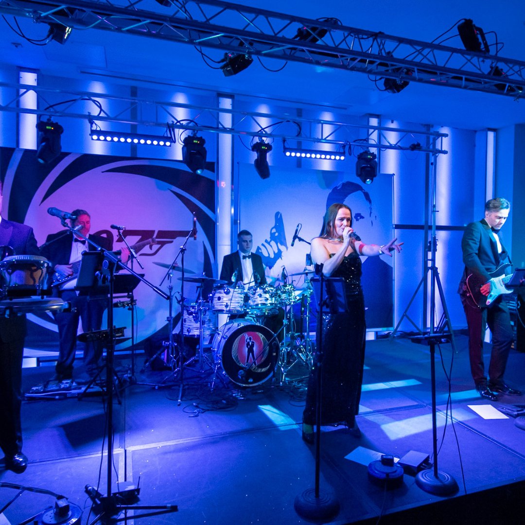 ✨ All Inclusive Christmas Parties ✨

Enjoy unlimited wine, beer and soft drinks at all of these party locations across the UK;
🎄 London
🎄Edinburgh
🎄Manchester
🎄Bristol

Get in touch to find out more 👉 thechristmaspartypeople.com/contact-us.aspx

#ChristmasParty #Christmas2024