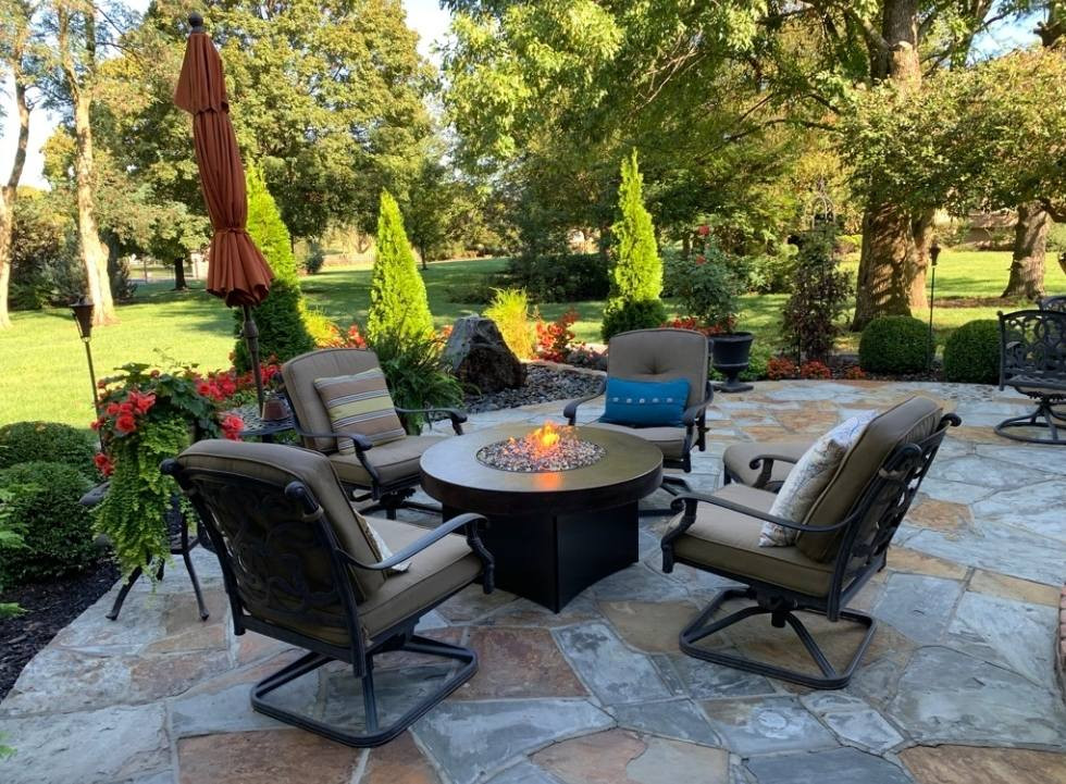 SupplySequoia's tweet image. Whether your application calls for building a #FirePit from hardscape materials or placing a perfect portable beauty on top of your patio, we have hundreds of styles and sizes to choose from with many of them on display and burning in our huge showroom. #SequoiaOutBack