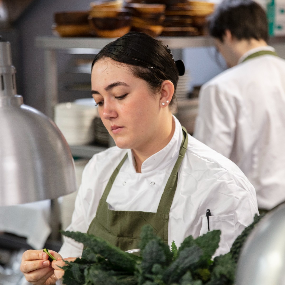 MuranoLondon's tweet photo. We’re on the lookout for chef de partie and senior chef de partie to our team. 

If you have a curiosity for flavour, affinity for produce, and passion for creating simple, yet elevated dishes, please get in touch at enquiries@muranolondon.com. https://t.co/YAw9aNrtNS