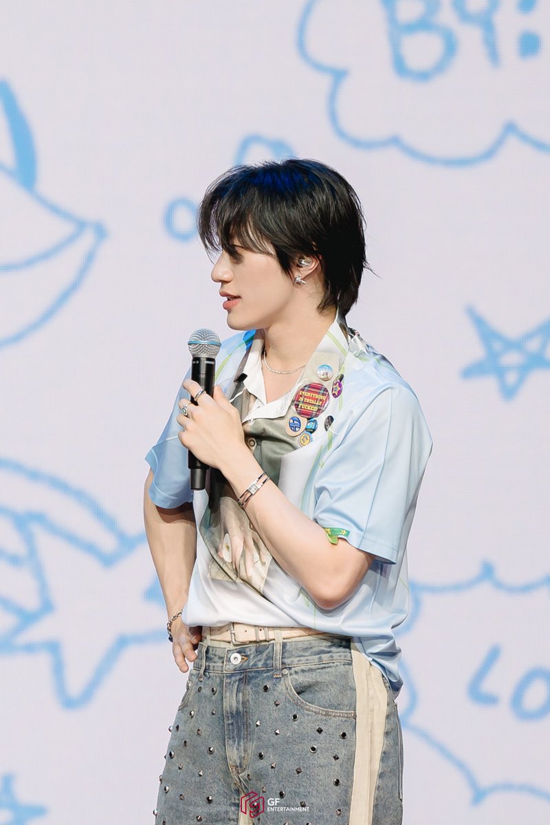 _YEDAM_OFFICIAL's tweet photo. [📸]

Be Your D.. Bang Yedam 1st Fan Meeting in Bangkok BEHIND PHOTO 📸

🔗 https://t.co/IggM77YY9l

#방예담 #BANGYEDAM https://t.co/d8UbmtBpZO