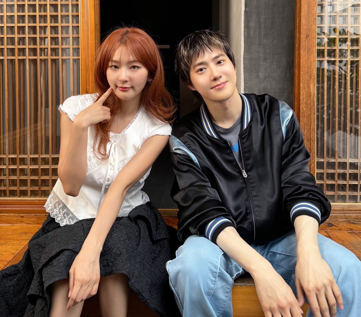 SUHOLOOK's tweet photo. SEULGI 🐻  x  SUHO 🐰 https://t.co/EKCXJyNrZN