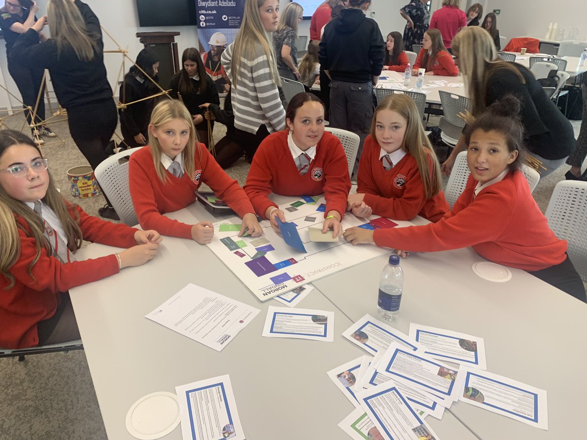Fantastic to return to the CITB Women in Construction event at <a href="/UWTSD/">University of Wales Trinity Saint David</a>! Our girls are already impressing during the activities 🌟