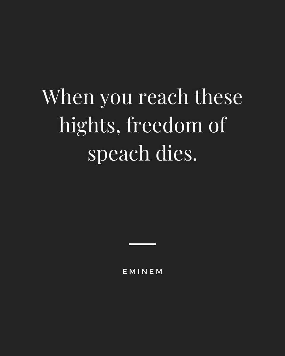 Anna Grotesque tweet media