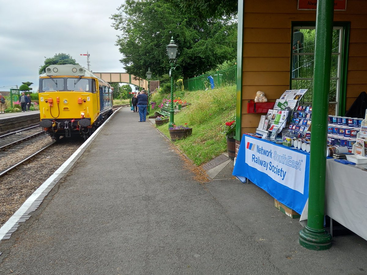 Class 50s + NSE = 😍