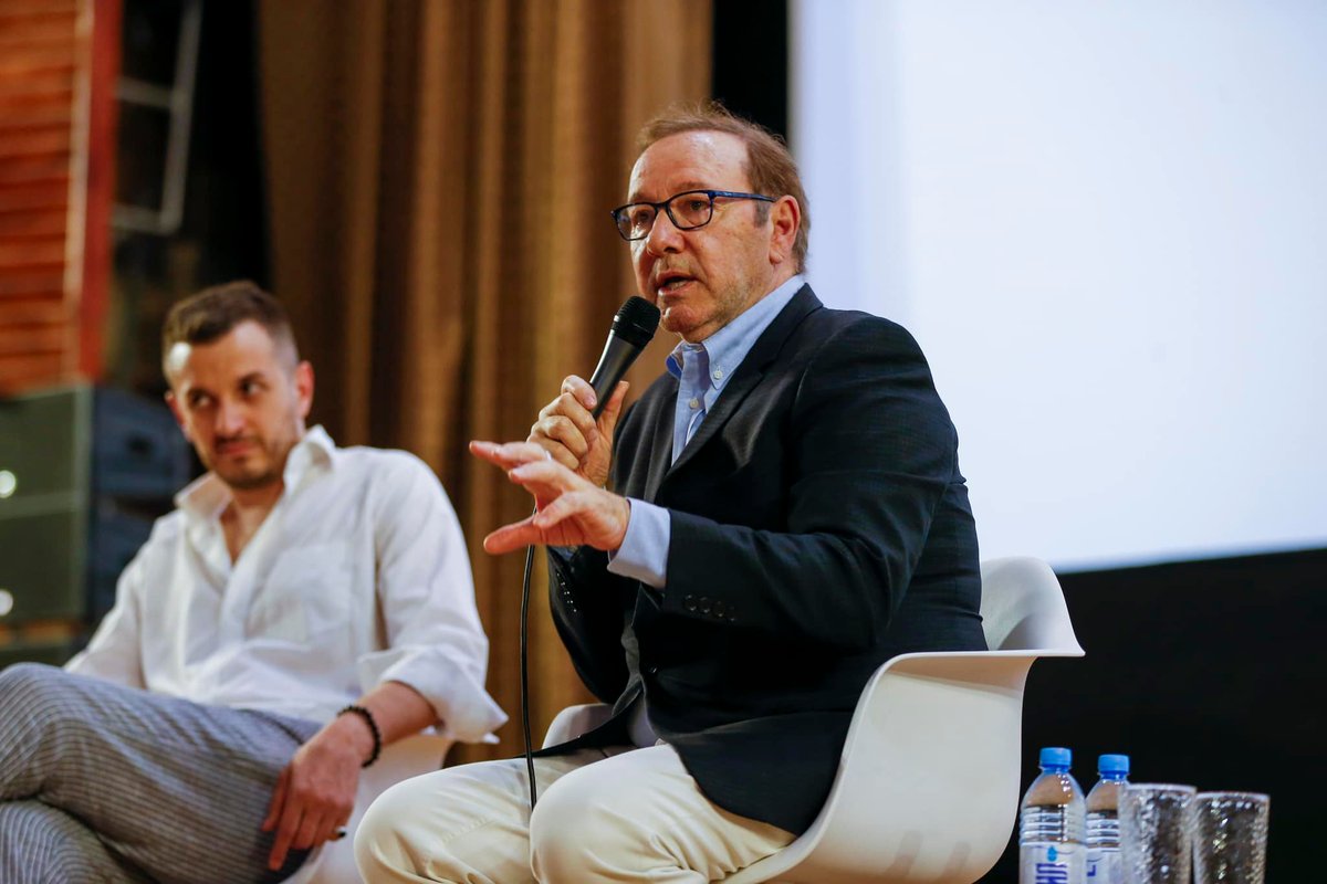 KarapetyanLD's tweet photo. #KevinSpacey: Yerevan meeting with movie lovers
Unfortunately, this cinema hall could host only a part of the hundreds of fans of his art and acting.
@EvanLowenstein https://t.co/js8xT10Izz