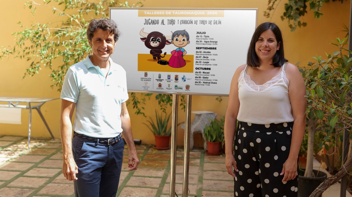 dipalme_almeria's tweet photo. 🐂 Los Talleres de Tauromaquia llegarán este año a ocho municipios de julio a octubre.

👉🏻 Impulsados por la Diputación de Almería junto a la Asociación Escuela Taurina de Almería, contarán con la representación de un encierro infantil y una exhibición de toreo de salón. https://t.co/K541o3pc4O