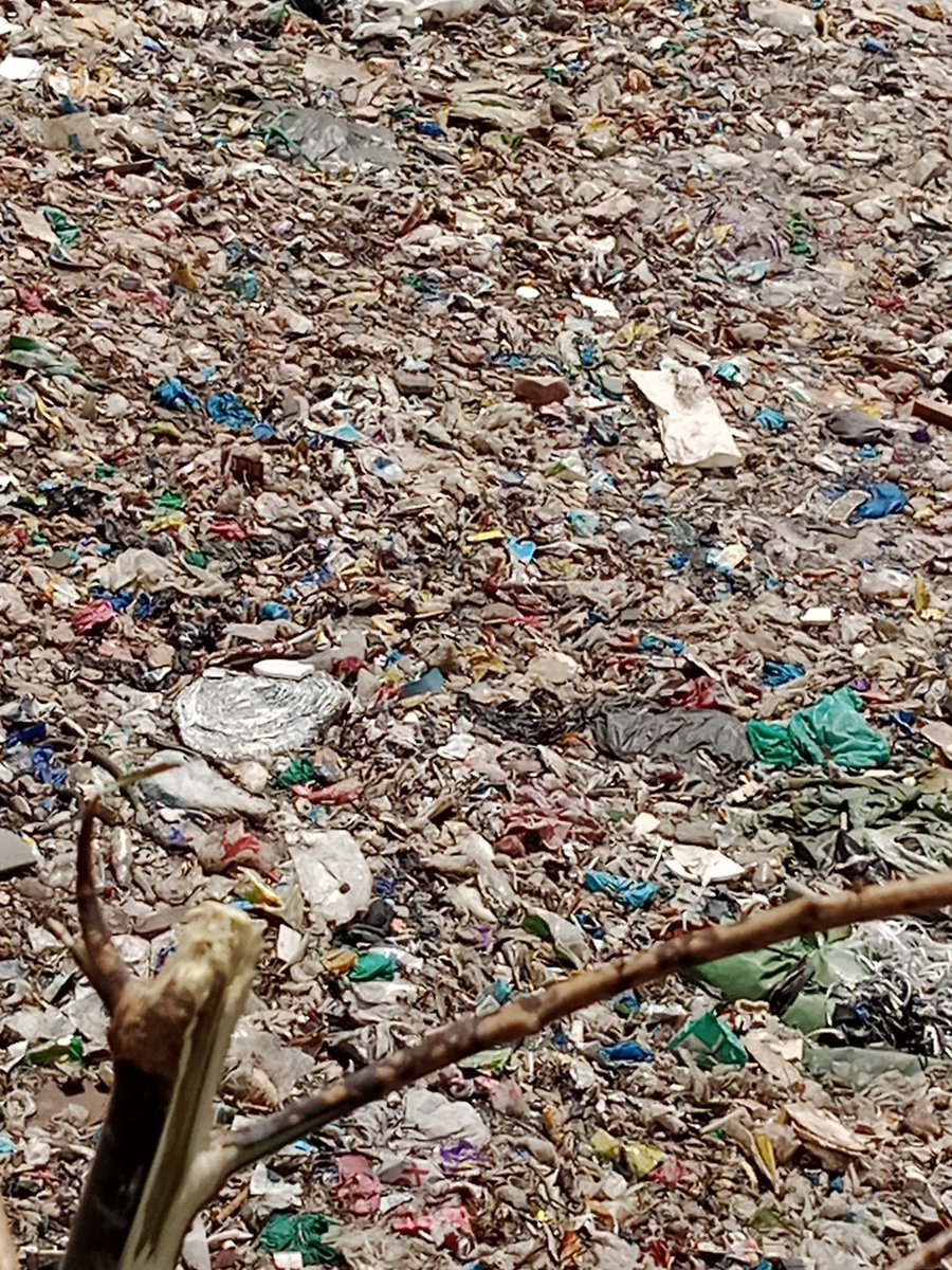 FGaitho237's tweet image. Numerous bodies have being found dumped at a quarry in Mukuru kwa Njenga. @HakiAfrica is on site. Pipeline quarry. 

The Githurai massacre perpetrated on June 25th in pursuit of the stolen parliamentary mace, was largely aided by @SafaricomPLC @PeterNdegwa_ @Sitoyo switched off…