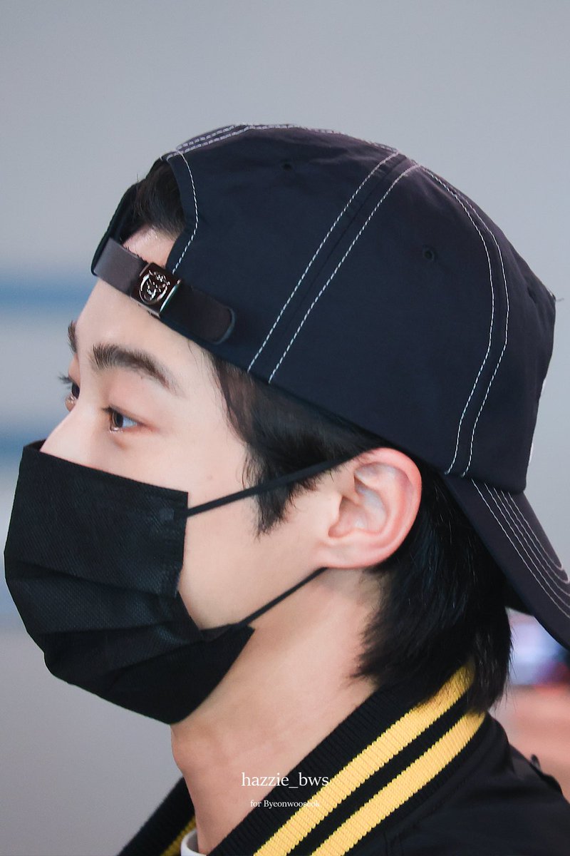 hazzie_bws's tweet photo. 240712 변우석 ICN HQ

반곱슬강아지이시다

#변우석 #ByeonWooSeok https://t.co/v3gmfNOZcA