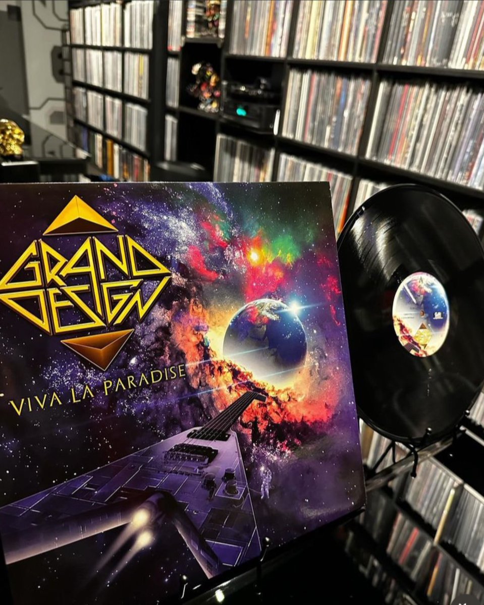granddesigner's tweet photo. 💥Viva La Friday💥 Viva La Paradise💥
Make your friday rawk with 80s rock.
-
Buy your signed copy here:
https://t.co/fEzi27usNL
-
#vivalasvegas #fridayrocks #rockband #sweden @Rockdecades @SusansMusicPage @fika_kakaochte @ITHERETWEETER1 https://t.co/t8yzH5sgX1