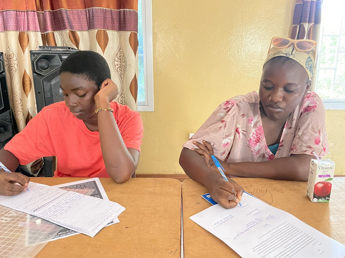 Project21plus's tweet photo. Day 4: LEADERSHIP,
We discussed the definition of leadership, explored different leadership styles, & outlined essential dos & don'ts. To reinforce these concepts, participants engaged in practical scenarios to apply what they learned.
#21daysofproject21 https://t.co/fcQi7ArhGx