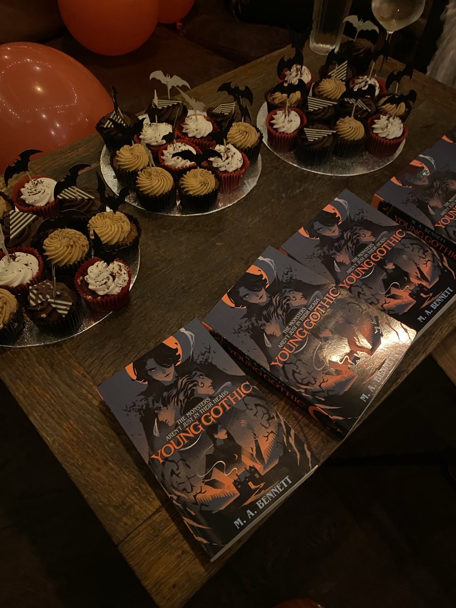 M A Bennett🦌 tweet media