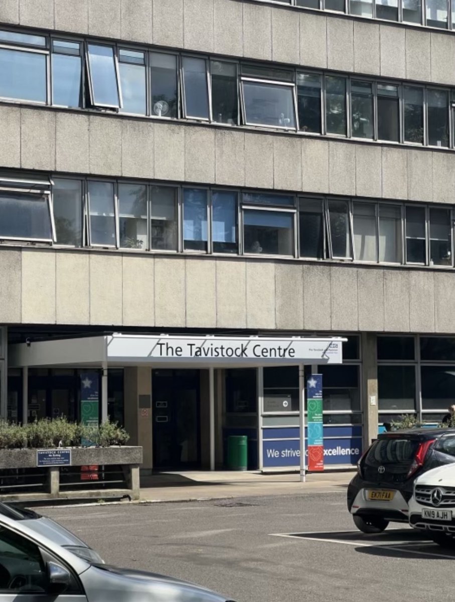 EpsSouthend's tweet photo. Our Principal Educational Psychologist has been back at The Tavistock and Portman University this week supporting the Year 2s on the doctoral training course in mock interviews. We have loved sharing all of the exciting developments at Southend EPS with them! #TEPsAreOurFuture https://t.co/jj4PLVA05L