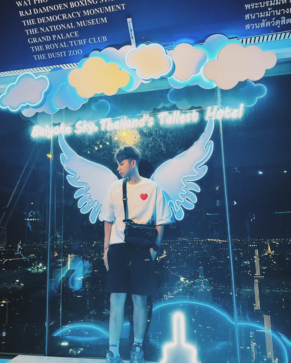 JhaoEvan's tweet photo. 雖然外表不是一個溫和愛笑的人 但心是紅的 暖的🥰 https://t.co/vjUjdolCoV