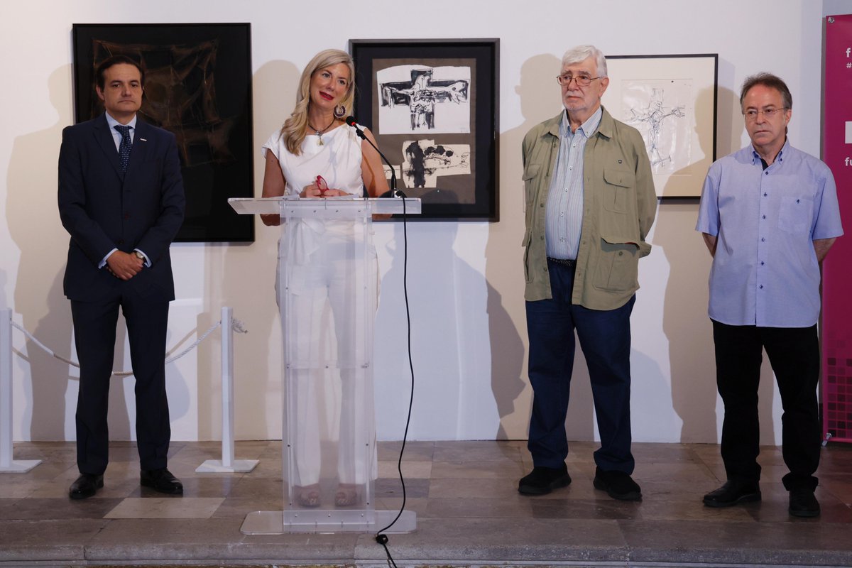 AyuntamientoVLL's tweet photo. 🖼️ 'El Paso. Signo de una época', la muestra dedicada al grupo que revolucionó el arte español del siglo XX, visitable hasta el 6 de octubre en la Sala de la Pasión.

Incluye casi 100 piezas de la Colección Fernán-Gómez y @fundoscyl.

@CrusatIreneVOX @CulturaVLL_ @SMEValladolid https://t.co/gq95uflYtw