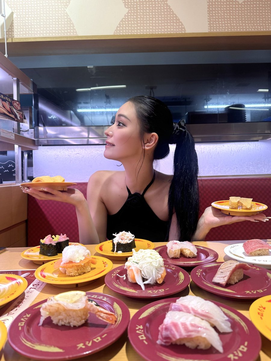 seika_tamukai's tweet photo. お寿司食べれるようになってから
人生初スシローでお寿司たらふく食べた https://t.co/nR4nWPBXMq