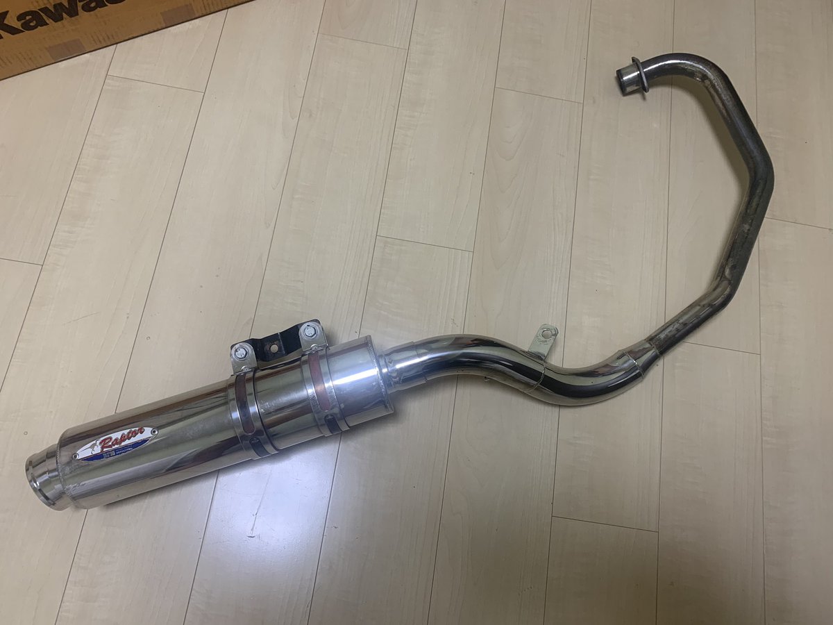 ctujack241's tweet photo. 中古のラプター届いた！
明日はひたすらに磨きまくる└( 'ω')┘ムキッ

オリアカは頂点不具合で揉めてるみたいだから、こっちに専念するね( ˇωˇ)

 #オリアカ
 #リターンライダー https://t.co/bZ1fS1LnW6