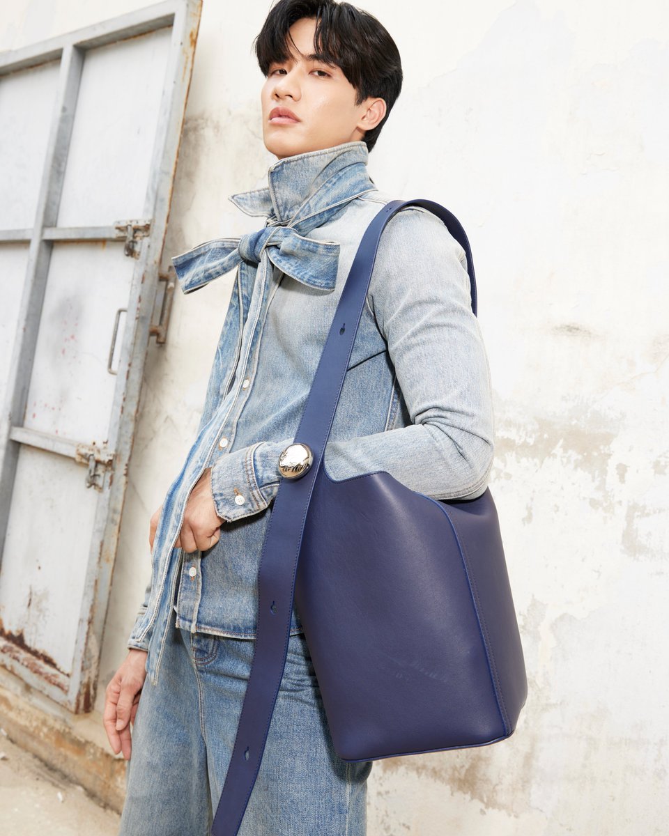 LOEWE tweet media
