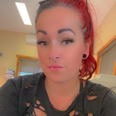 Rose39744655952's tweet photo. #NewProfilePic https://t.co/AOJXTWe9Fc