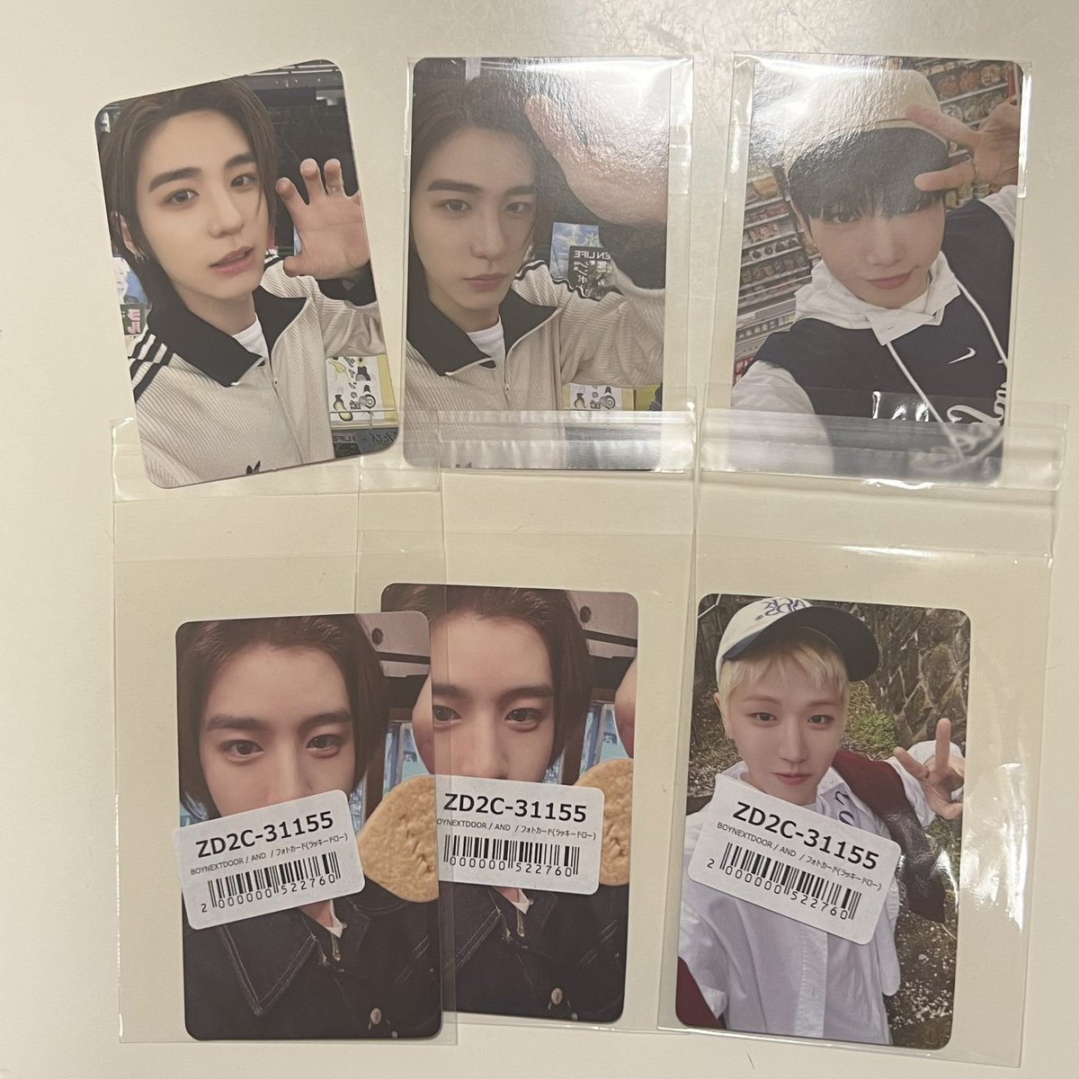 milkooky97's tweet photo. BOYNEXTDOOR ボイネク ボネクド weverse ユニ���　ラキドロ　トレカ　交換

譲　リウ　イハン　ジェヒョン　

求　テサン

郵送での交換希望
心当たりある方リプ、DMお願いします☆彡

#BOYNEXTDOOR交換 https://t.co/E0mURSe7Ra
