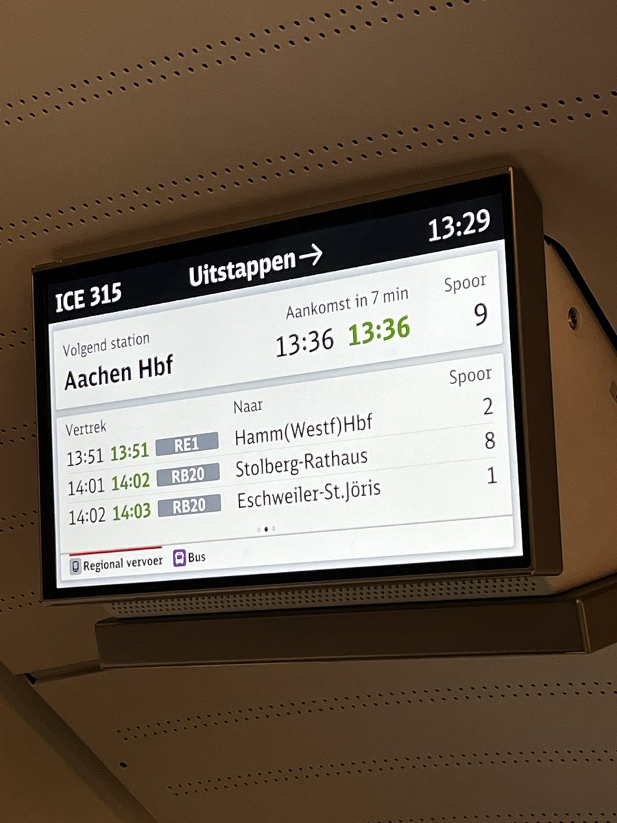 ASHombert's tweet photo. So far so good. Looks like the train will arrive on time today. But let’s not count the chickens before they hatch (ou “ne vendons pas la peu de l’ours avant de l’avoir tannée”). More to follow #deutschebahn #zug https://t.co/Of4MiHtLaq
