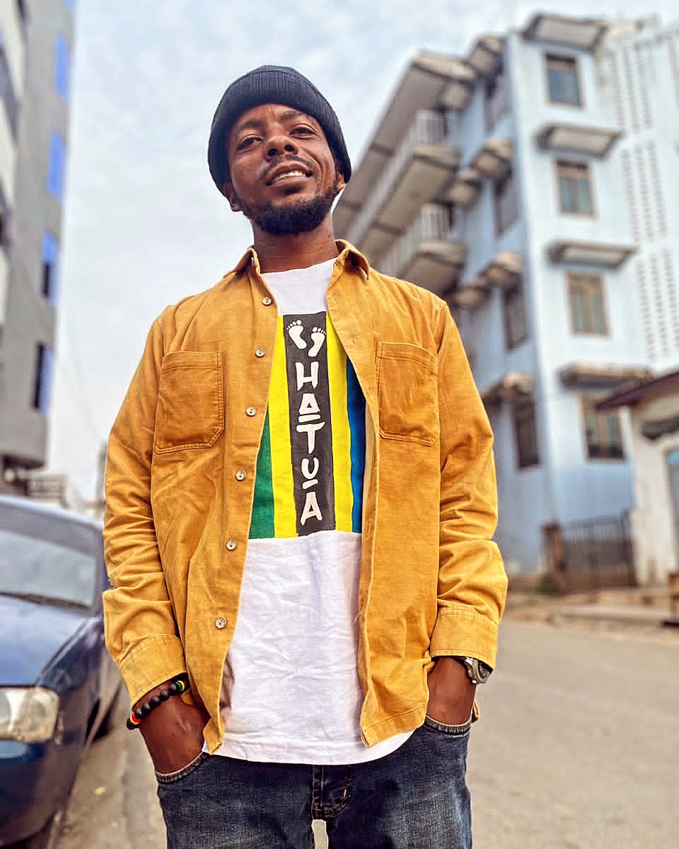 majojo91's tweet photo. Follow @Hatua_tz 

#Hatuamerch
#Keepmoving https://t.co/UA8BnAd1Ok
