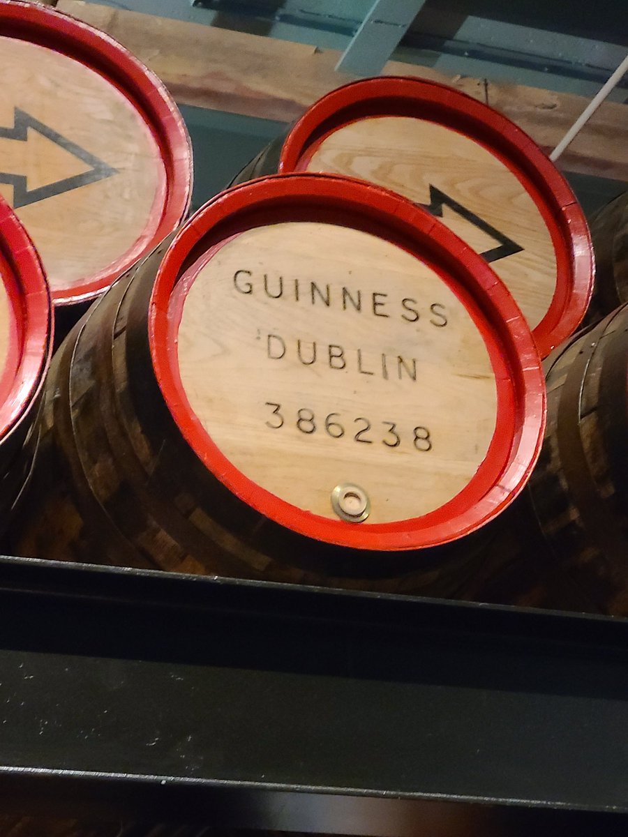 StBridgit's tweet image. You kinda have to don't you? Finally doing the Guinness tour.