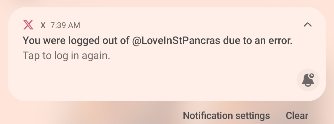 LoveInStPancras's tweet photo. // Twitter what the fuck... you been doing this to me and my friends for awhile now. 

@X @Support

#twitterBroken #Youwereloggedoutof 
#duetoanerror https://t.co/eep3eszzJX