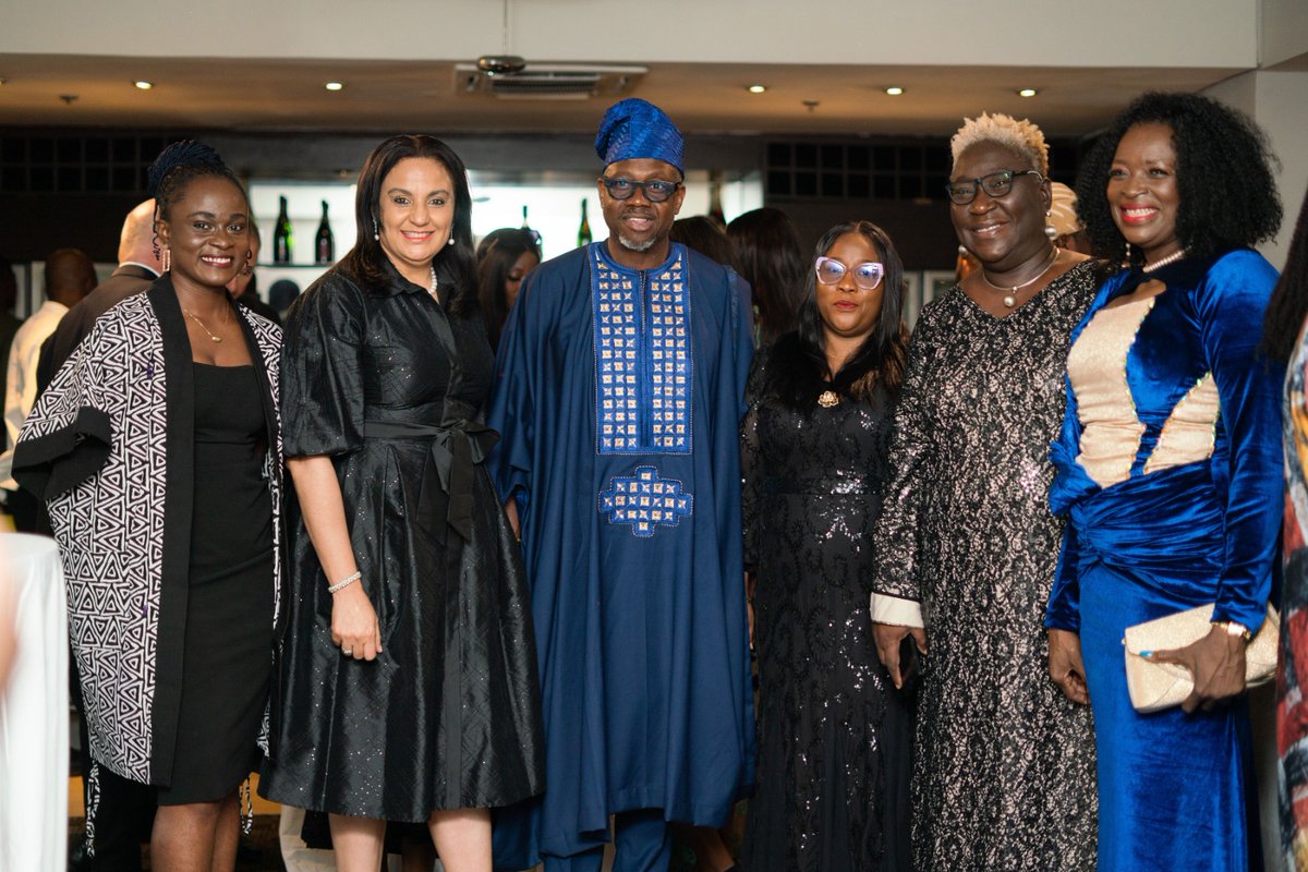 emzornigeria's tweet photo. A lifetime achievement award for our lifetime achiever!

Over the last week our esteemed Managing Director Dr. Stella Okoli OON, MON was conferred with a Lifetime achievement award by EWAH (Extraordinary Women Advancing Healthcare) in recognition of the life work of https://t.co/K5VkgJsFCq