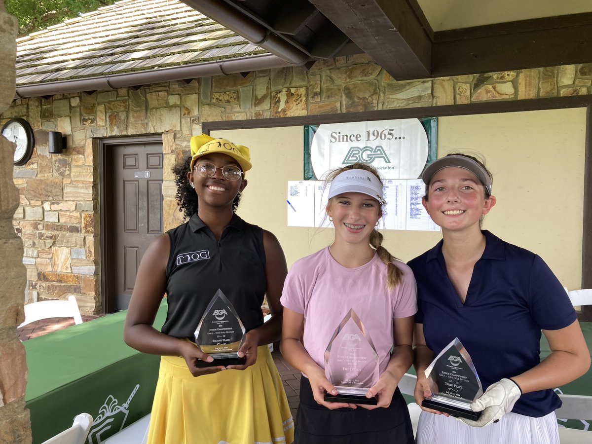 BGAgolf1's tweet photo. Congrats to Presley who won the Girls 9 holes division, with Aaliyah 2nd and Audrey third. Very well done ladies. https://t.co/1YDlM5ppy7