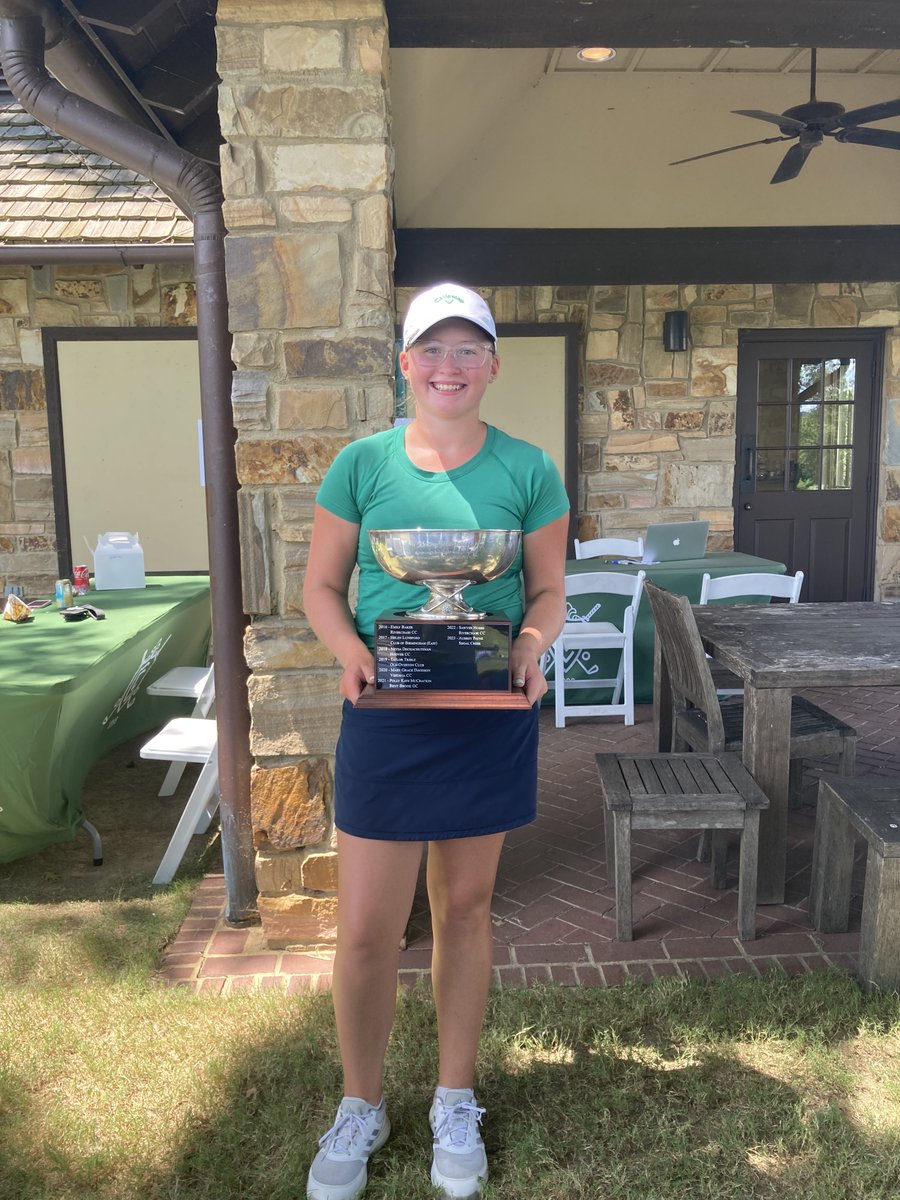 BGAgolf1's tweet photo. Courtney will now have her name etched on the Kathy Hartwiger Trophy as the winner of the Girls 18 holes championship. https://t.co/R7NiiWE5dK