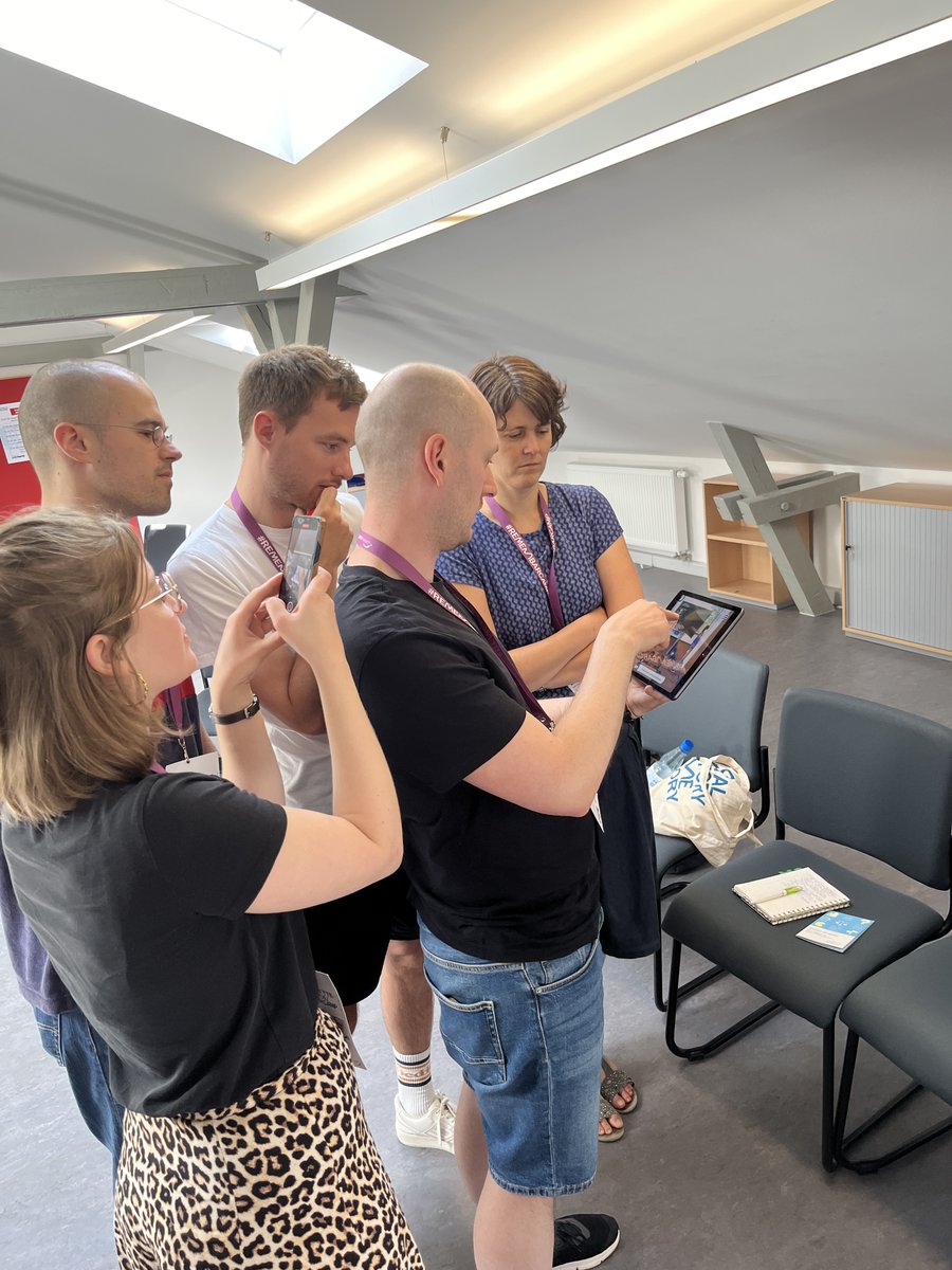 Digitale_Spiele's tweet photo. Am 10. &amp; 11. Juli fand das #rememBARCAMP in der Gedenkstätte Hadamar statt, wo auch #LetsRemember das Potential von #Games in der #Erinnerungskultur präsentieren durfte. Danke für die Einladung und die tolle Zeit! @DKRKultur @evzfoundation #Bildungsagenda_NS_Unrecht https://t.co/yw4mydH4nP