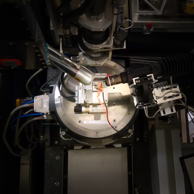 PRX_Energy's tweet image. #ICYMI: For more precise measurements of #photovoltaic materials, scientists added x-ray excited luminescence to their #synchrotron microscopy setup. It unveiled defects in #perovskite solar cells that may cause spatially varying performance.

🔗 go.aps.org/3XJvnDG