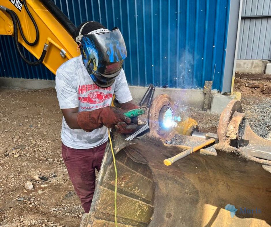 Maris (@marisafrica) on Twitter photo .<a href="/MetaEquipment/">META Plant & Equipment</a> is constantly seeking ways to innovate and enhance its technical capabilities. Recently, the Kenya team has established a bucket repair and fabrication service for used construction equipment supplied to East African markets. .<a href="/MetaEquipment/">META Plant & Equipment</a> is constantly seeking ways to innovate and enhance its technical capabilities. Recently, the Kenya team has established a bucket repair and fabrication service for used construction equipment supplied to East African markets.
