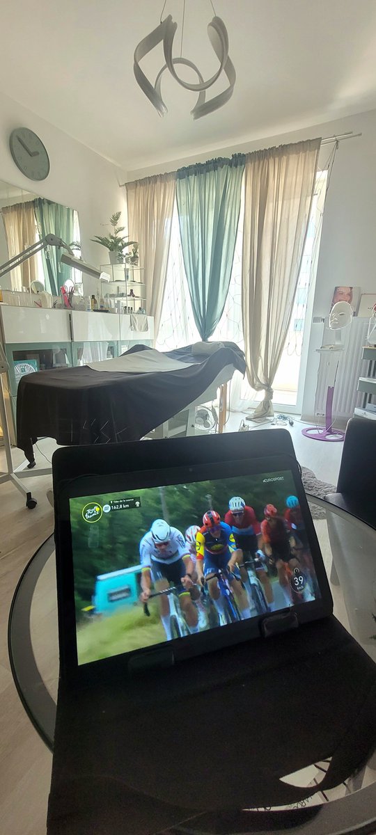 kovarcsikdetti's tweet photo. #esbringa

Amikor csak lehet nézem. https://t.co/uL2d2cnKaj