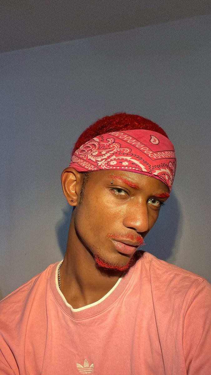 about to make my way <a href="/NICKIMINAJ/">Nicki Minaj</a> #GagCityWireless 🦄🇬🇧