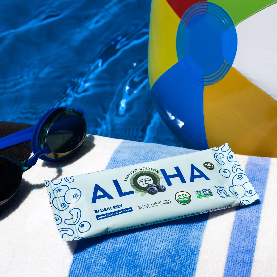 Savor summer with this #ALOHA limited edition and Certified Vegan Blueberry Protein Bar. Blueberries are known for being a great source of antioxidants, vitamins, &amp; fiber. All of the above plus 14g of plant-based protein is in this bar. 💯 Find it on aloha.com.
