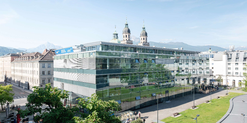 ‼️ BREAKING NEWS: Österreichisches #Wissenschaftsministerium bestätigt 71 zusätzliche Anfänger-Studienplätze für MCI ab Herbst 2025.

Weiterlesen ▶️ ow.ly/bgQr50SAbXt

📸 ©MCI/Anna Geisler; Aaron Heimerl; Marc Scherr; 
#studyattheTOP #mcioffical