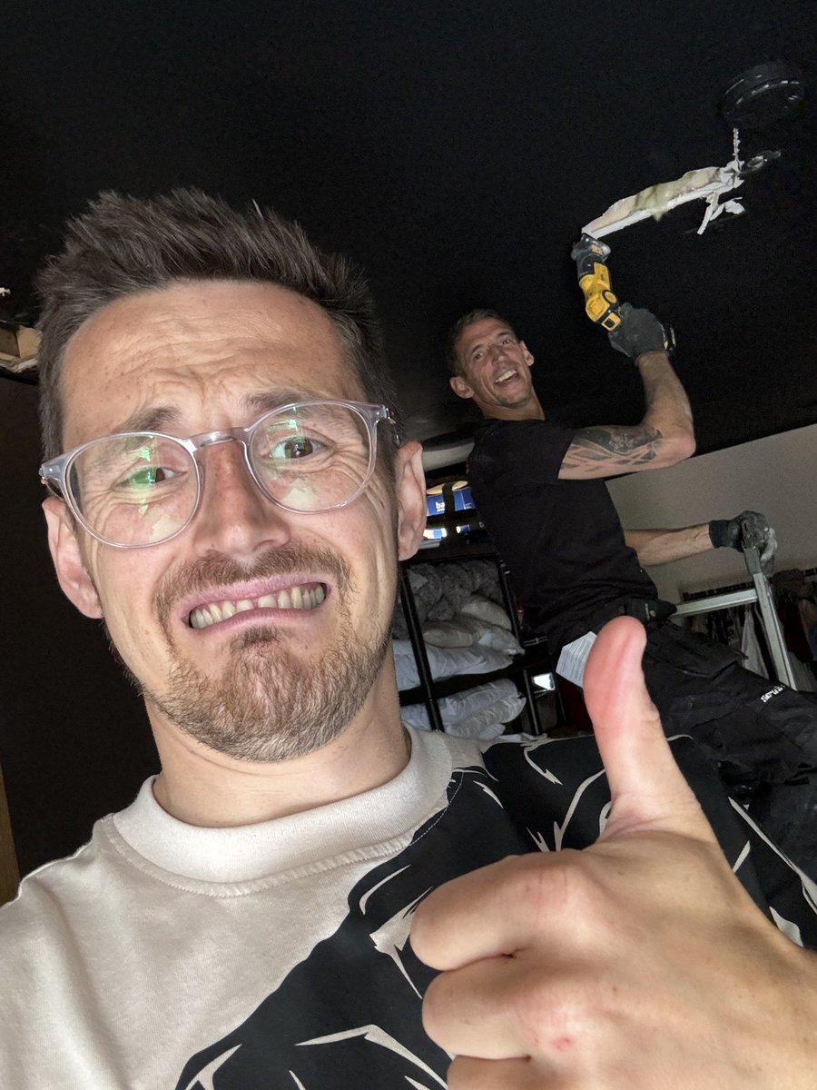 Tom tweet media