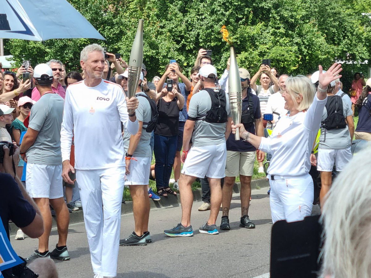 HISTOIRE_DU_VIN's tweet photo. En direct. JO 2024. Suivez le passage de la flamme olympique en Côte-d'Or #Semur-en-Auxois, #Beaune, #Dijon... Suivez le passage de la flamme olympique en Côte-d'Or
Ce vendredi 12 juillet, la flamme olympique va traverser plusieurs communes de Côte-d'Or, comme Dijon, Beaune, Semur-en-Auxois, Saint-Jean-de-Losne ou encore Vougeot et Saulieu. Un moment fort pour se préparer aux Jeux olympiques de Paris 2024. Suivez cette journée en direct.
https://t.co/rs0B4WY2KD #laflamme la suite dans votre @Lebienpublic rédaction du BP