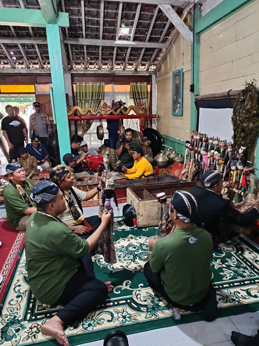 Desa Bangowan terletak di Kec Jiken Kab #Blora wisata budaya lokal desa &amp; pelestarian alam. Budaya lokal Desa seperti Wayang Thengul &amp; Karawitan/ Tayub disajikan agar wisatawan dapat menikmati suasana yg khas dari Desa Wisata Bangowan. Pada 2024 masuk kedalam 50 besar ADWI.